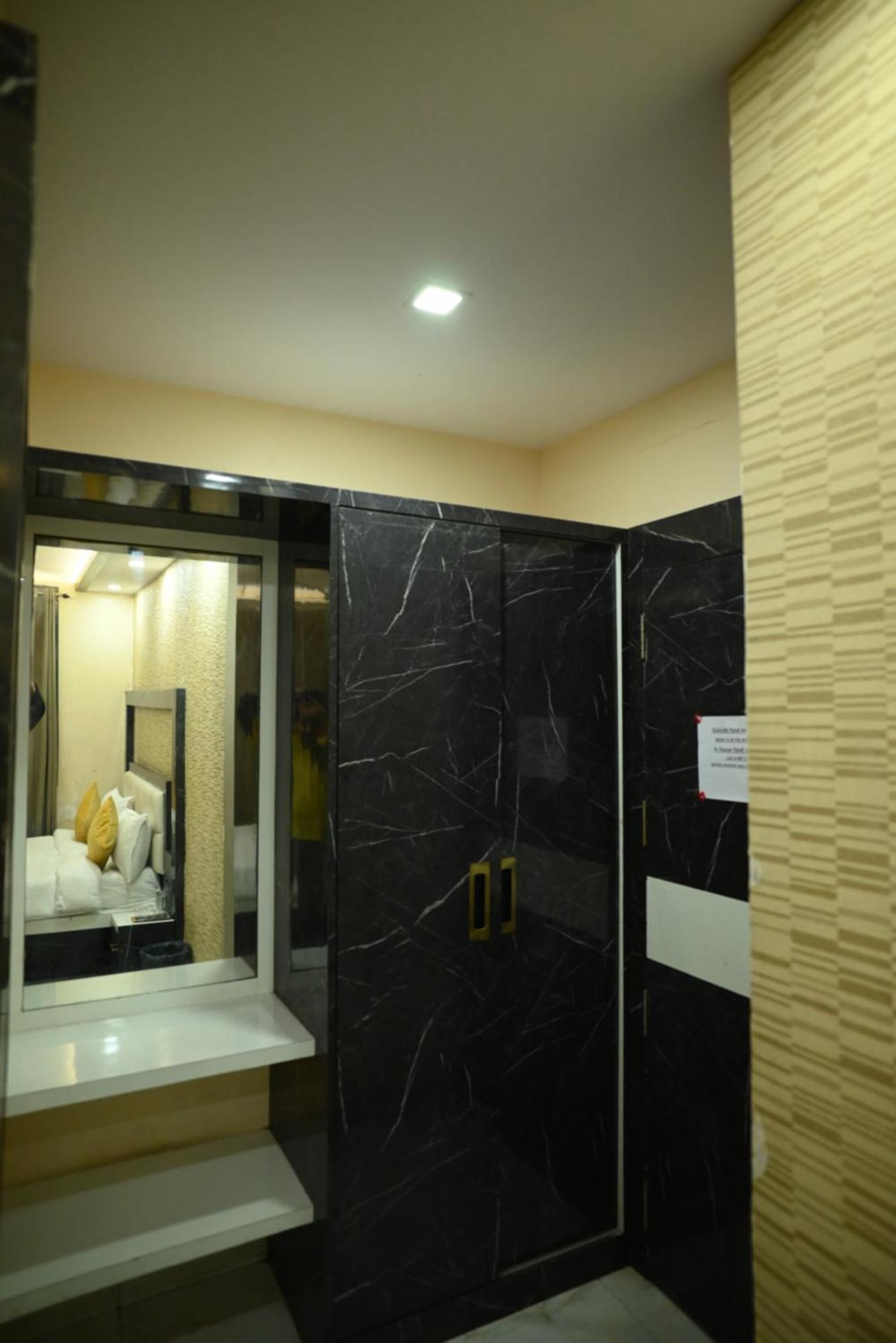 Kings Inn Hotel Ράντσι Εξωτερικό φωτογραφία