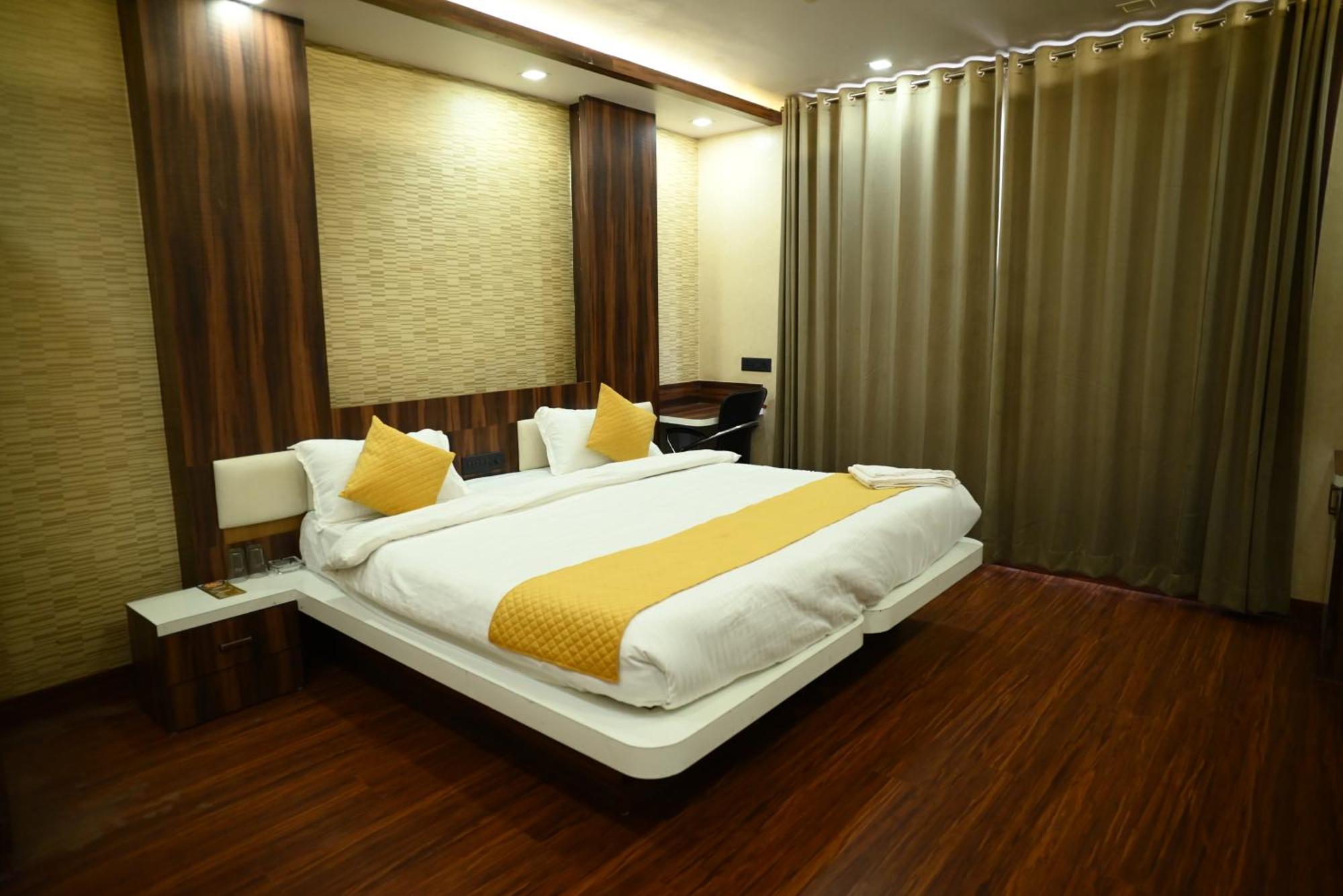 Kings Inn Hotel Ράντσι Εξωτερικό φωτογραφία